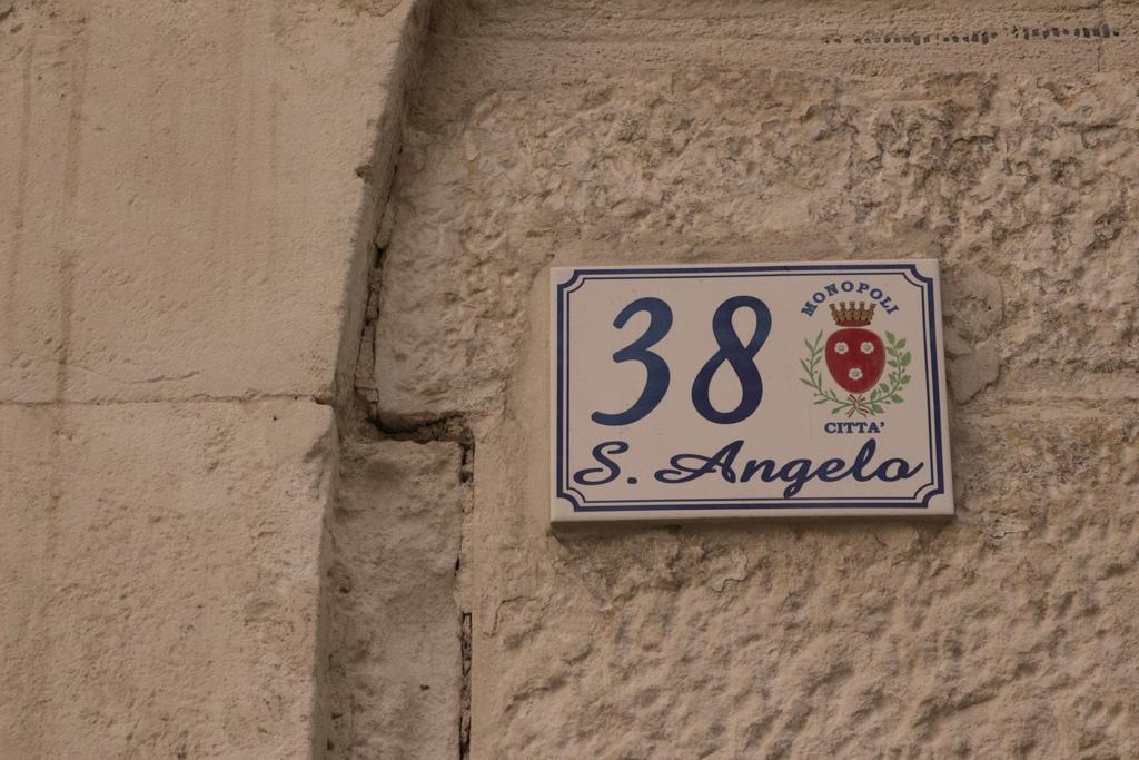 Palazzo Manfredi - Bed And Breakfast Monopoli Buitenkant foto