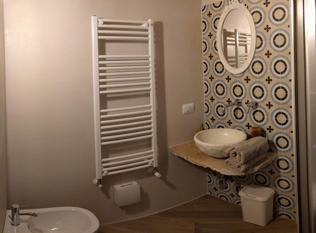 Palazzo Manfredi - Bed And Breakfast Monopoli Buitenkant foto
