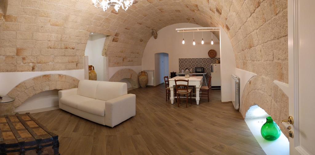 Palazzo Manfredi - Bed And Breakfast Monopoli Buitenkant foto